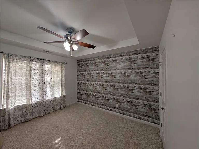 2545 Manor Vw — Photo 18