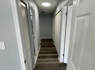 204 Darwin Ln, North Brunswick, NJ 08902