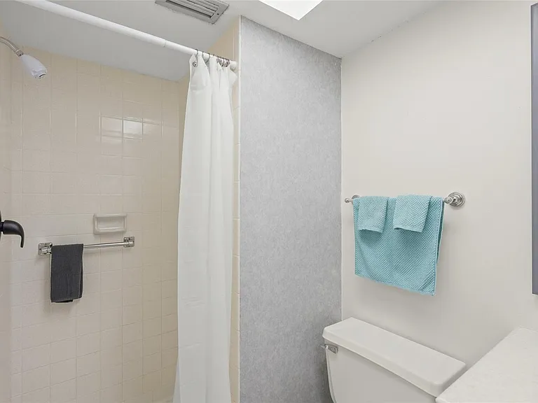 708 Tamiami Trl S #319 — Photo 27
