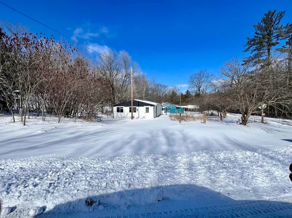 N14055 Bell Crossing Rd, Amberg, WI 54102