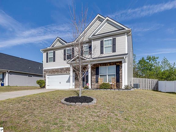2nd image of 115 Mayfield Crossing Ln