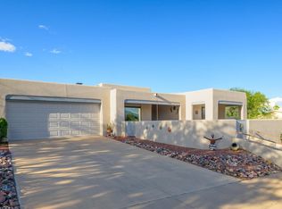 260 W Paseo Del Chino, Green Valley, AZ 85614