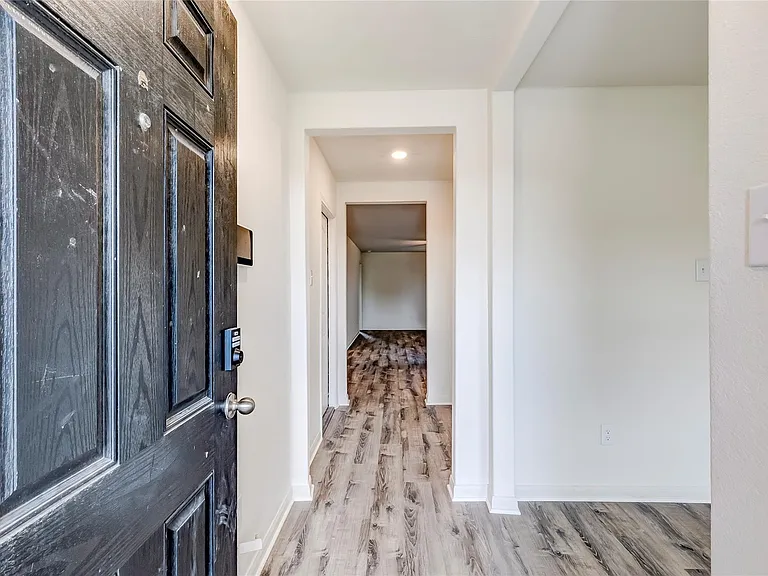18744 Speculator Ln — Photo 5