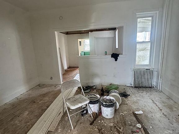 4th image of 6217 Reedland St