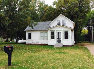 206 3rd St SW, Fertile, MN 56540