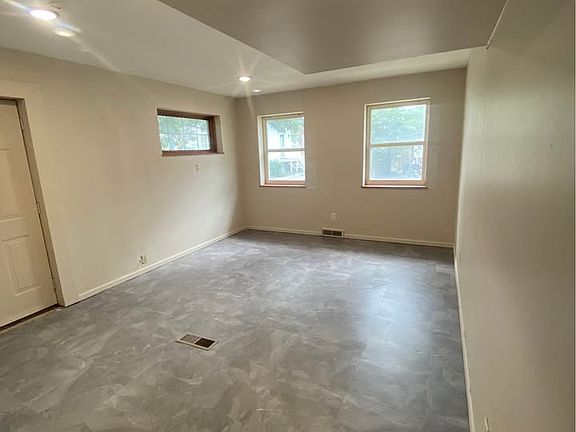 2nd image of 121 Jefferson St Suite C