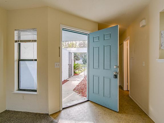 3rd image of 1283 N Bayshore Dr