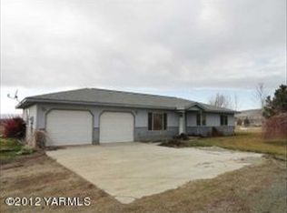 7101 Country Home Ln, Yakima, WA 98901