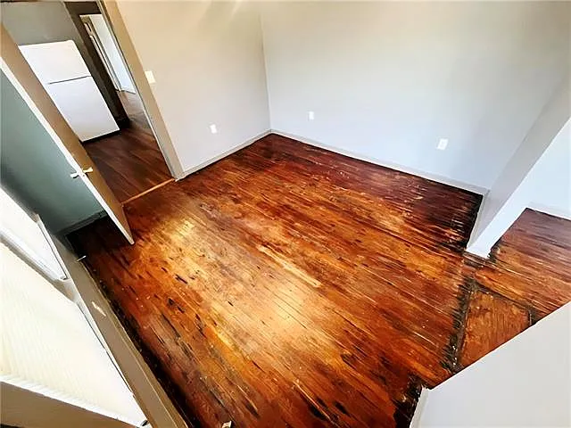 2 bed, 2.0 bath, 910 sqft, $1,600 — Photo 3