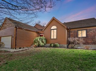 7510 Fairwayglen Dr, Cincinnati, OH 45248