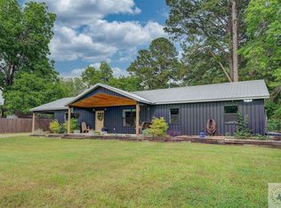 402 Fannin St, Maud, TX 75567