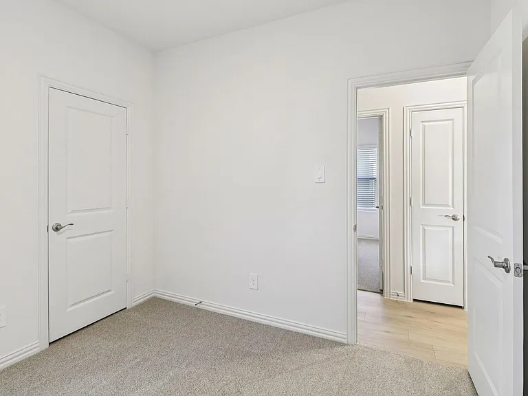 1134 Old Stead Dr — Photo 11