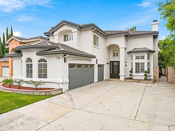 3rd image of 19123 Breckelle St