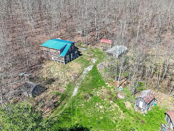 3rd image of 245 Raenne Dr