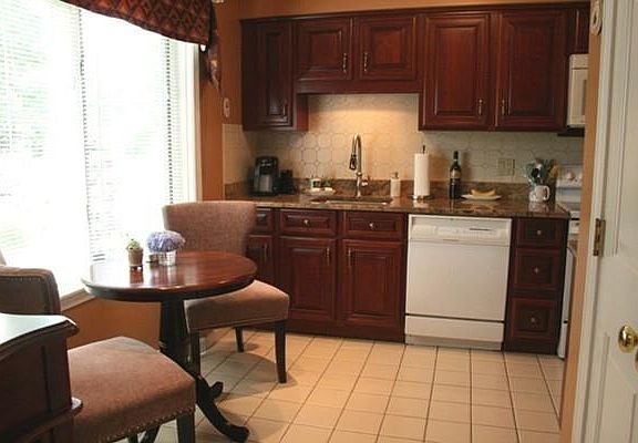 5th image of 1301 Foxwood Cir #1301255