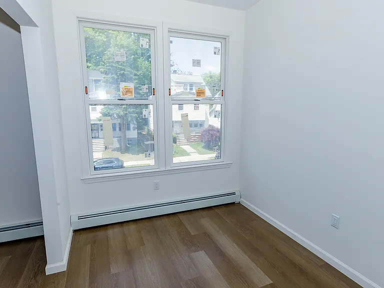 182 Ellery Ave #2 — Photo 33
