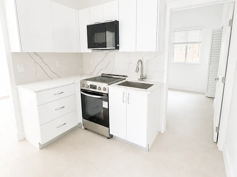 7612 NW 4th Ave #1 — Photo 5