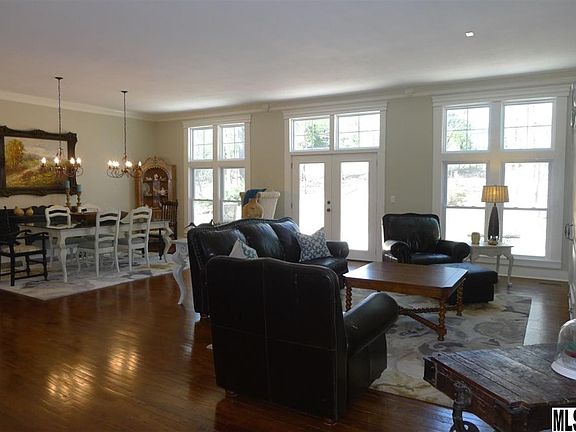 5th image of 132 White Fawn Cir