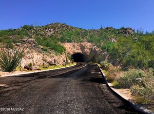 13610 N Sacred Canyon Dr, Tucson, AZ 85742