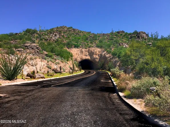 13610 N Sacred Canyon Dr, Tucson, AZ 85742