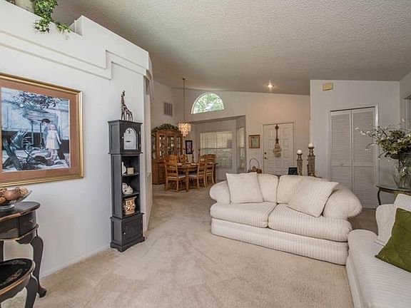 5th image of 4002 Silverspring Dr