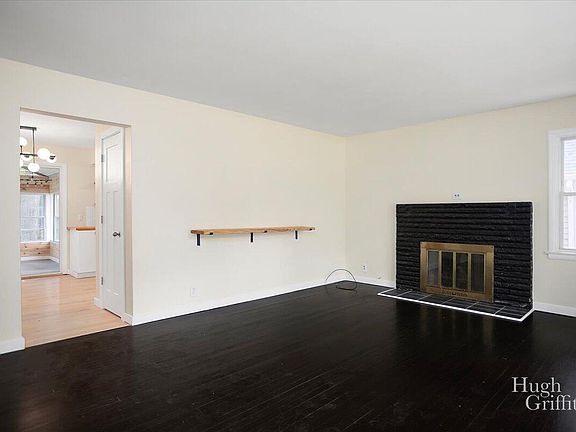 4th image of 1706 Kinney Ave NW