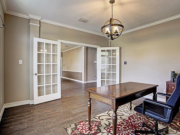 4th image of 8811 S Fitzgerald Way