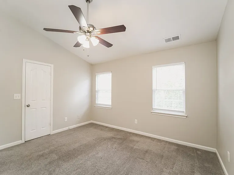 316 Wrayhill Dr — Photo 10