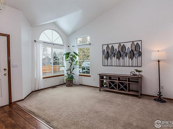 3rd image of 555 Cherrywood Dr
