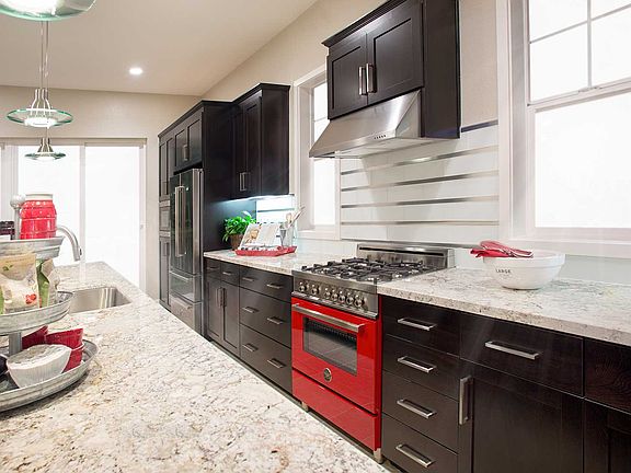 Residence 1 - Kitchen