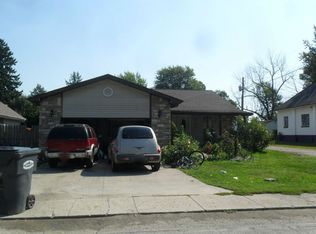 302 S Sycamore St, Gaston, IN 47342