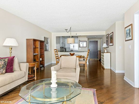 4th image of 195 N Harbor Dr APT 3108