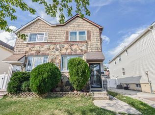 451 Jefferson Ave, Staten Island, NY 10306