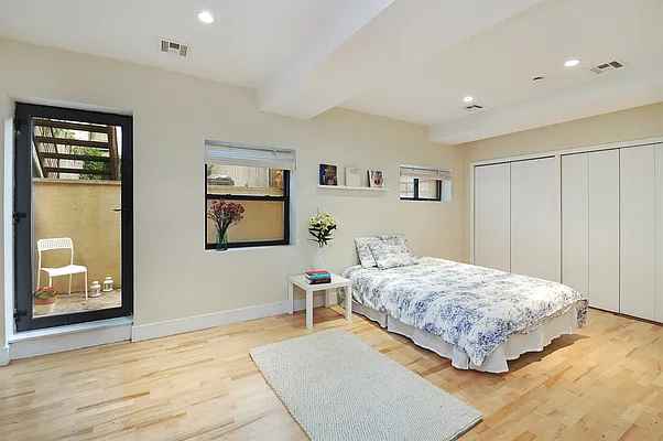 Sold by Corcoran | media 6