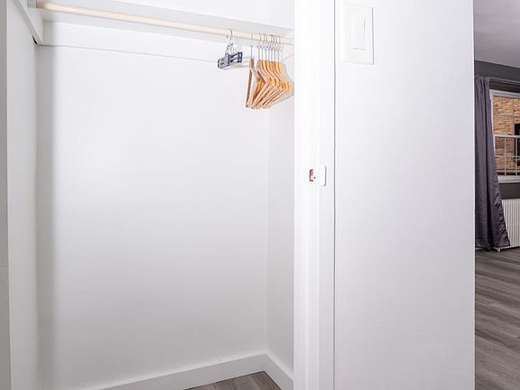 3rd image of 5426 5th Ave #37