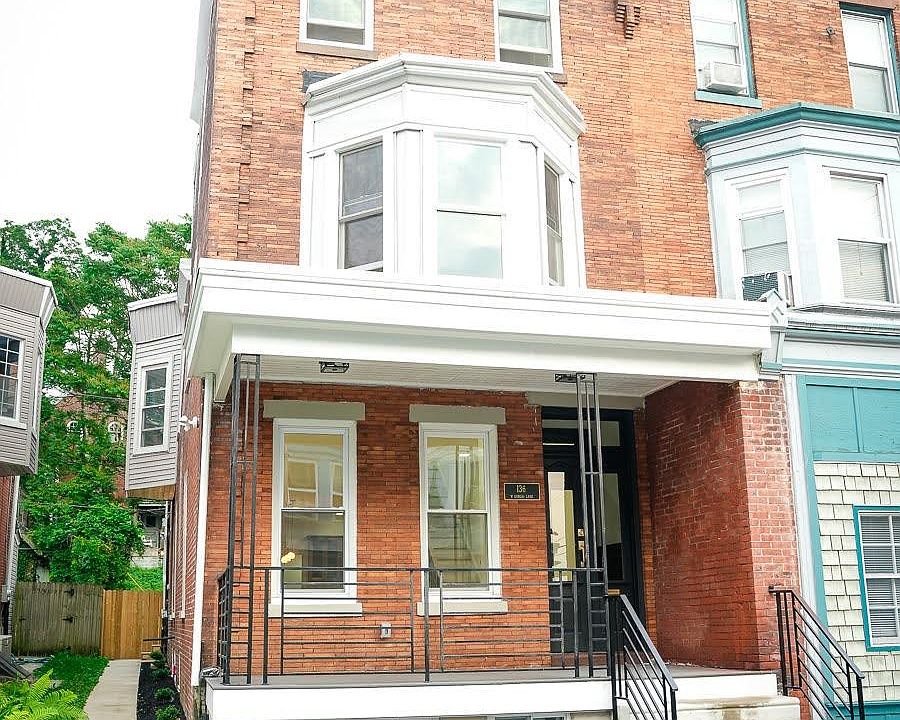 1st image of 136 W Gorgas Ln