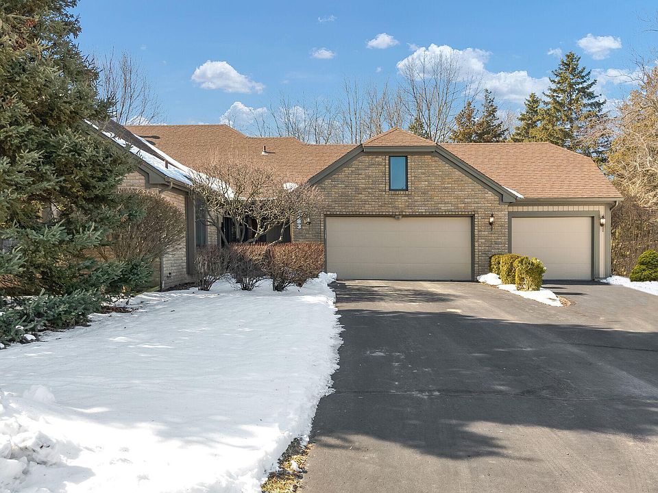 1st image of 2283 S Thrush Ct SE #97