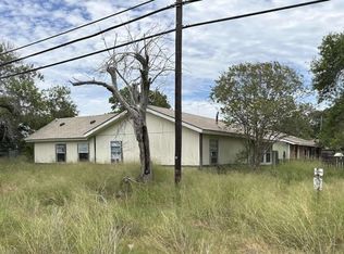 354 S 9th St, Aransas Pass, TX 78336