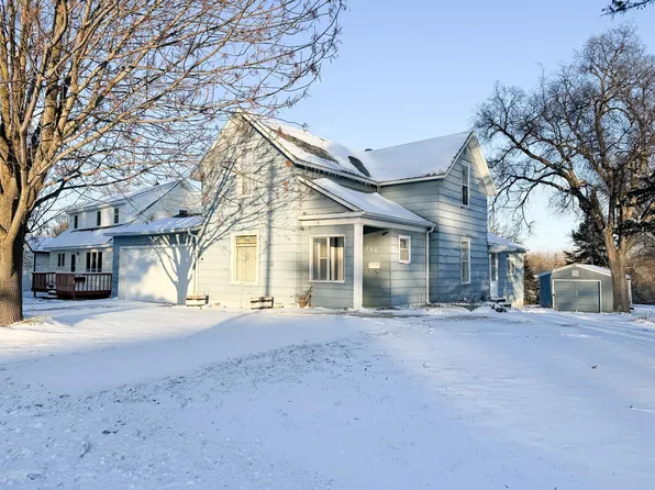 706 Springen Ave, Fergus Falls, MN 56537