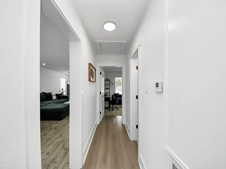 7003 Darien St — Photo 23