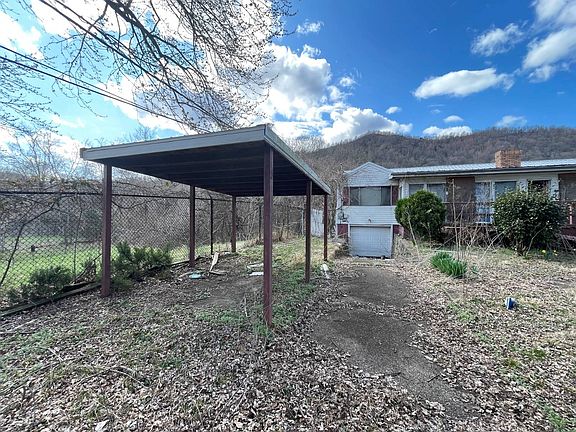 3rd image of 5915 Starling Dr