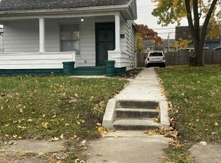 1016 Miner St, South Bend, IN 46617