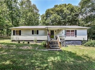 1910 Bobby Ray Rd, Clover, SC 29710