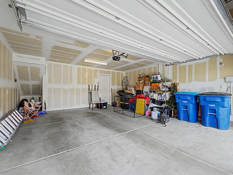9963 Ravenswood Peak Ave — Photo 31