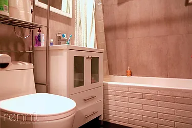 Rented by Rennit Inc.