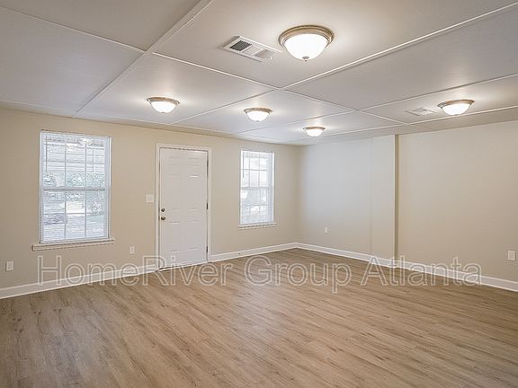 3rd image of 5805 N Bear Dr