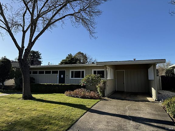 4th image of 1644 Julianne Place