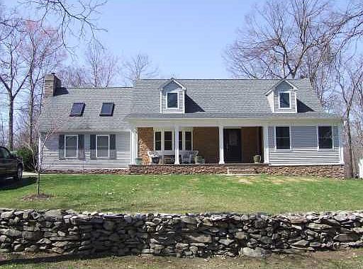 1st image of 75 Lewis Ln