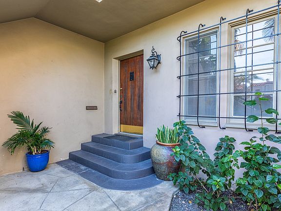 2nd image of 1107 S Crescent Heights Blvd