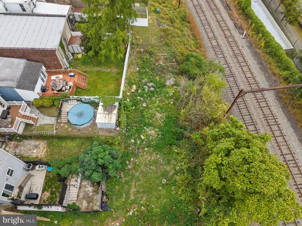 145 Wright St, Philadelphia, PA 19127